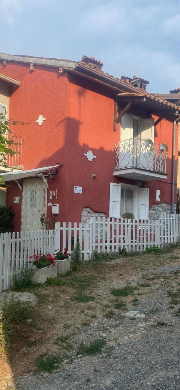 Jolie Petite Maison Chez Barbara Garbagna Exterior photo
