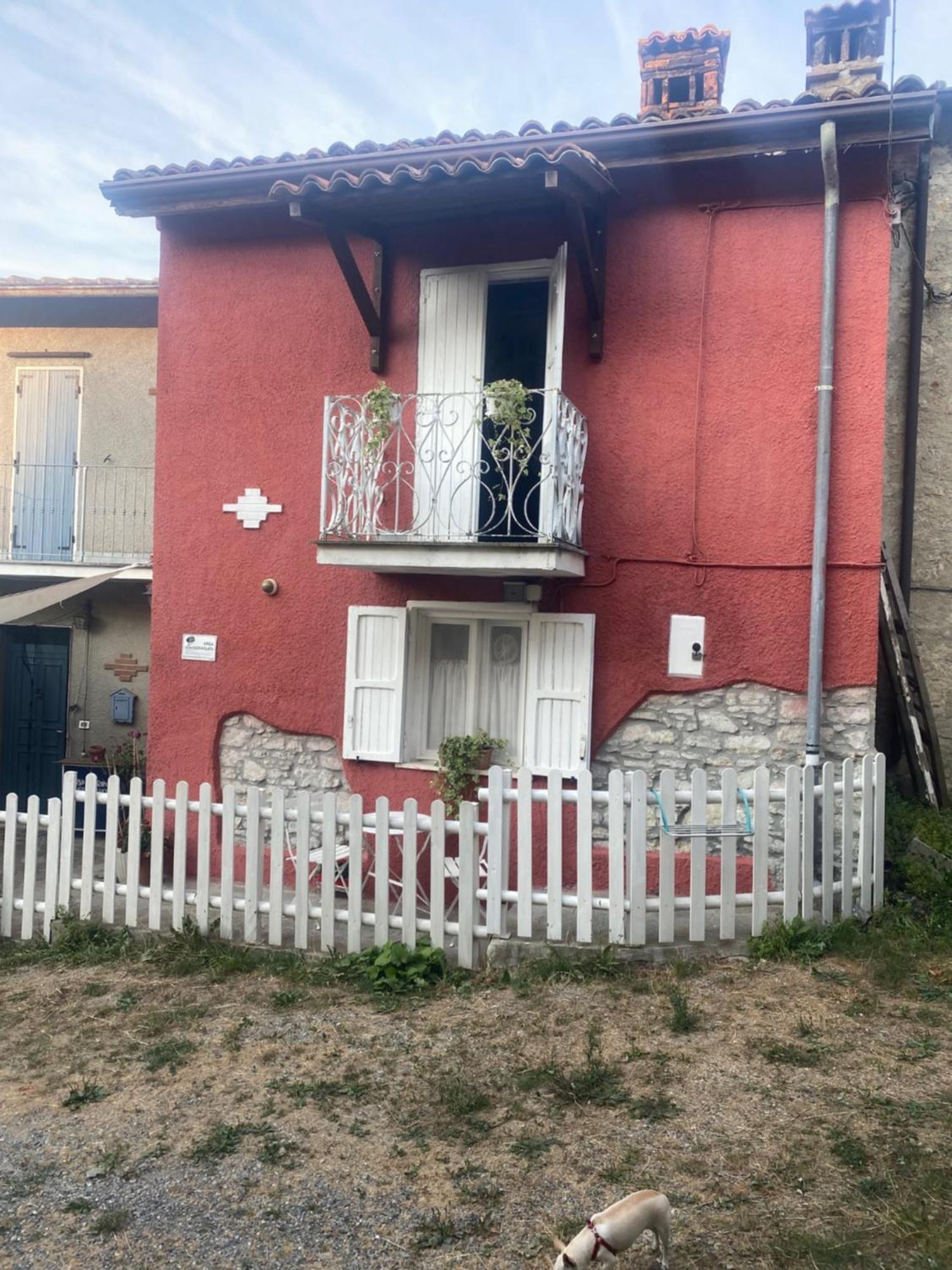 Jolie Petite Maison Chez Barbara Garbagna Exterior photo